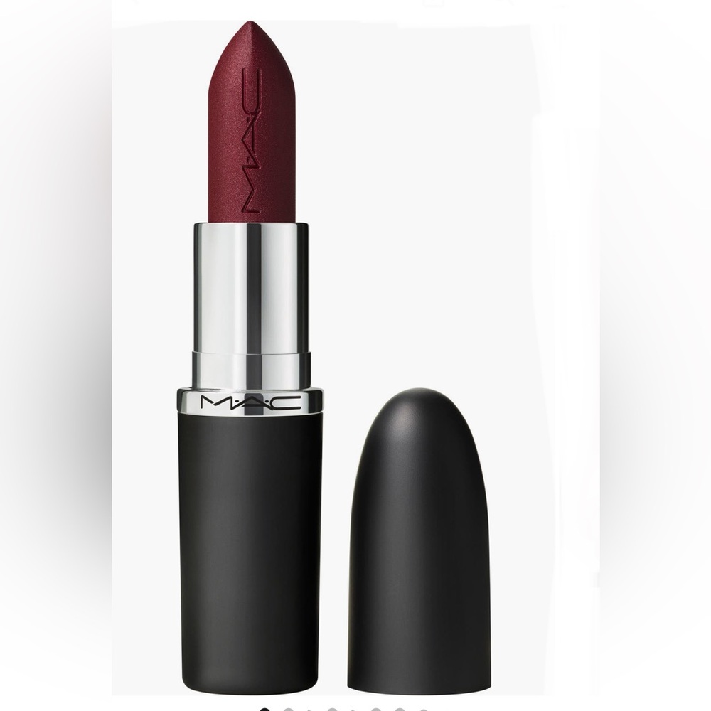 MAC Cosmetics Matte mini Lipstick in “DIVA” - Picture 2 of 7